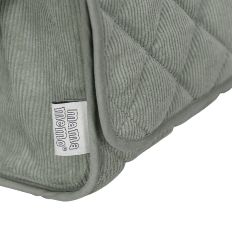 MAMAMEMO® Poppen Verzorgingstas Mint in Corduroy - Met Accessoires - bij Brightstore.nl